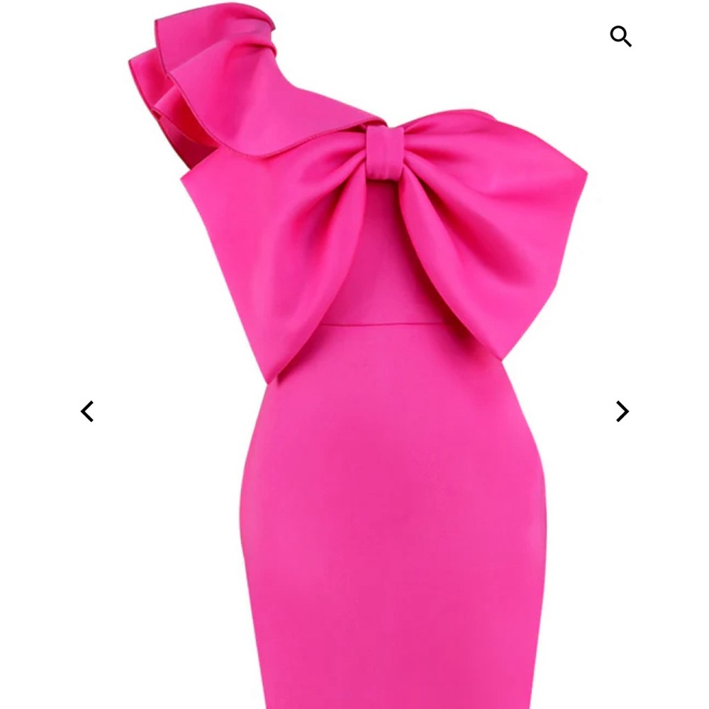Pink One Shoulder Elegant Photoshoot